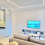 Tropicana 298 * Plazhi San Pietro