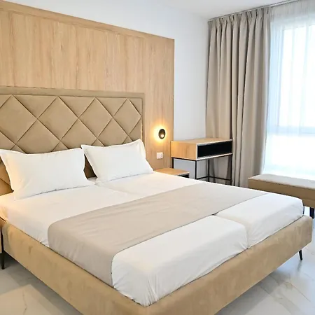 Tropicana 298 Apartmán Plazhi San Pietro