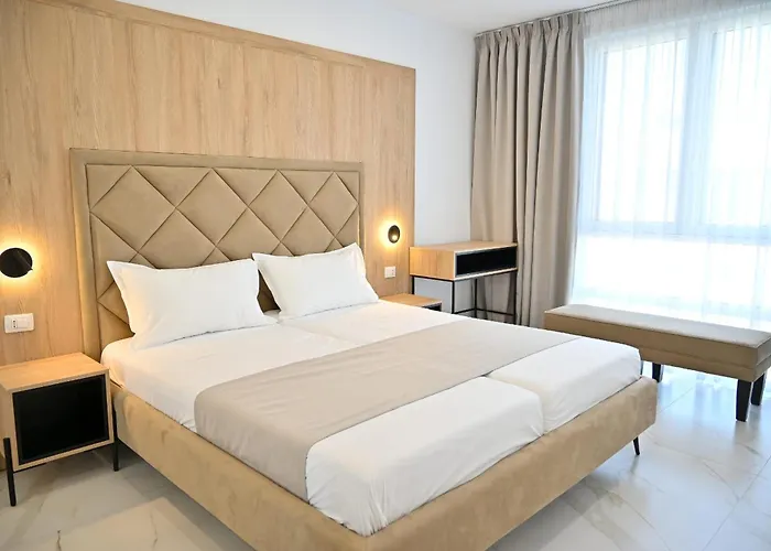 Tropicana 298 아파트 Plazhi San Pietro